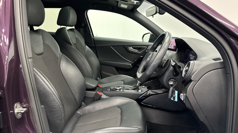 Audi Q2 40 TFSI Quattro Black Edition 5dr S Tronic Petrol Estate